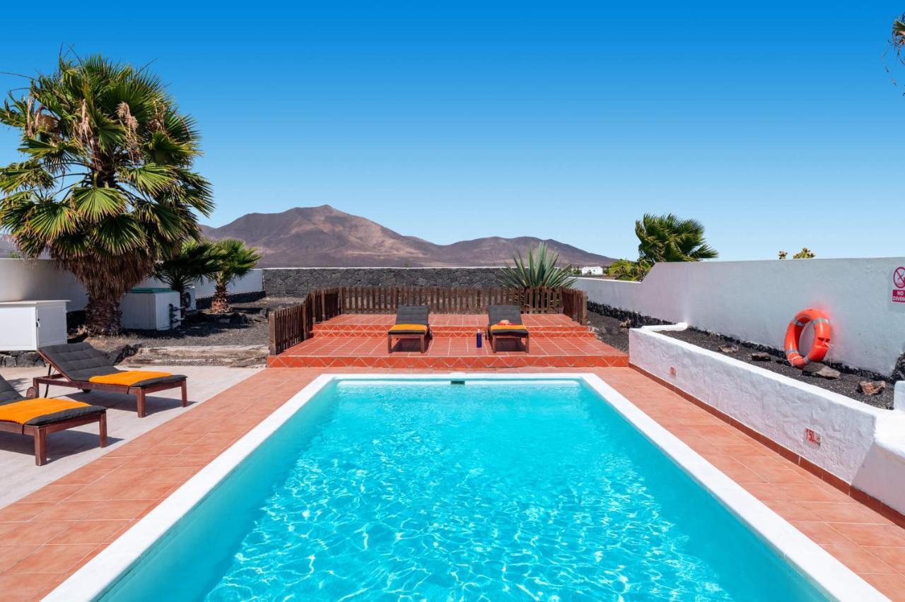 Villa Chinamar By Villa Plus Playa Blanca  Buitenkant foto