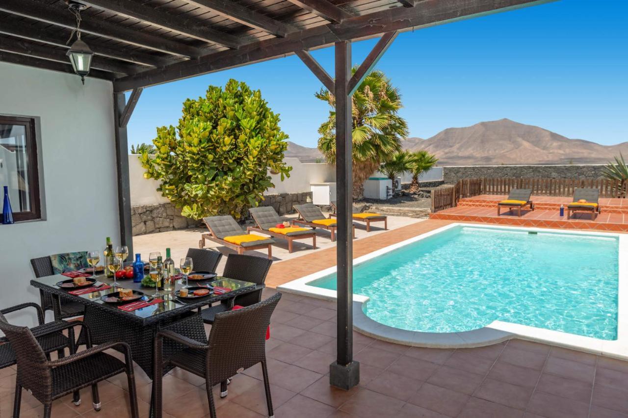 Villa Chinamar By Villa Plus Playa Blanca  Buitenkant foto